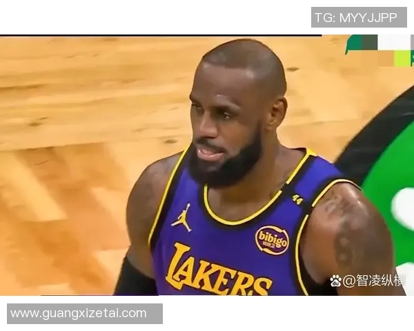 湖人队主场告负，詹姆斯缺阵或成关键因素，球队短板凸显