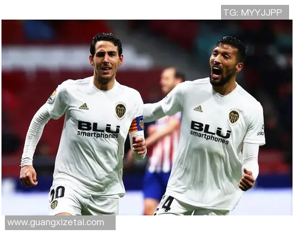 罗纳尔多完成帽子戏法，马德里竞技4-2击败埃瓦尔