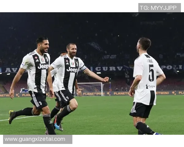 西涅极力推荐队友加盟巴塞罗那,队内关系与俱乐部管理产生裂痕 西涅极力推荐队友加盟巴塞罗那,队内关系与俱乐部管理产生裂痕